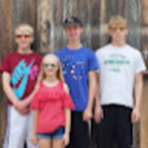 Meet your Posher, Ashleigh